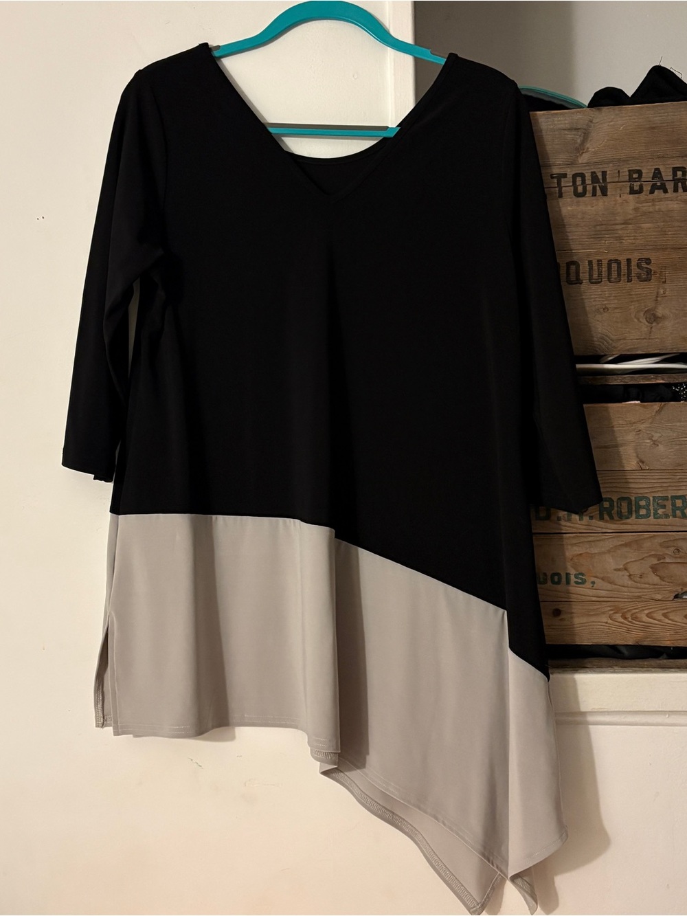 Sympli Reversible Angle Black & Light Gray Asymmetrical Tunic Top Size 12